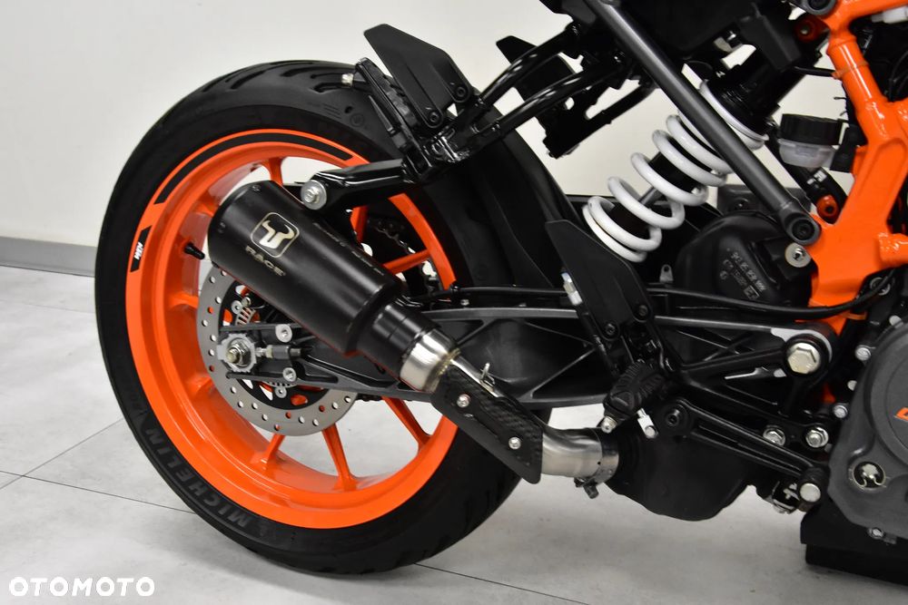 KTM Duke 125 - 35