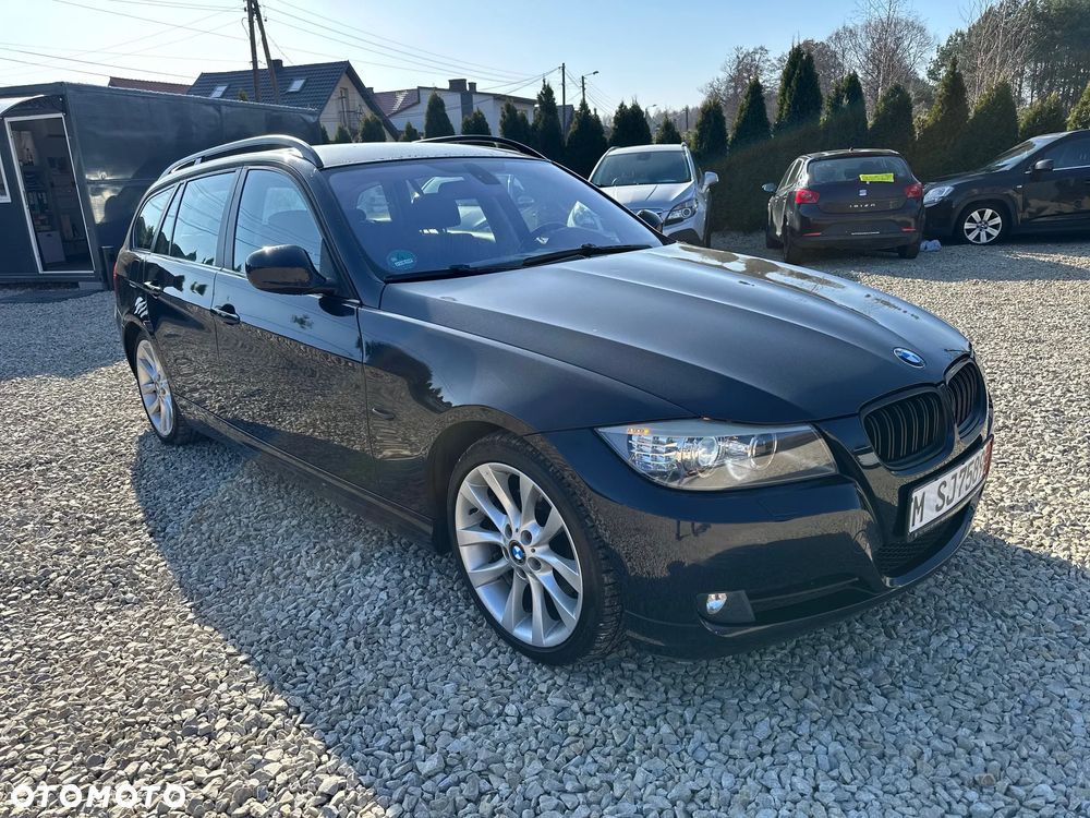 BMW Seria 3 320i Edition Exclusive - 1