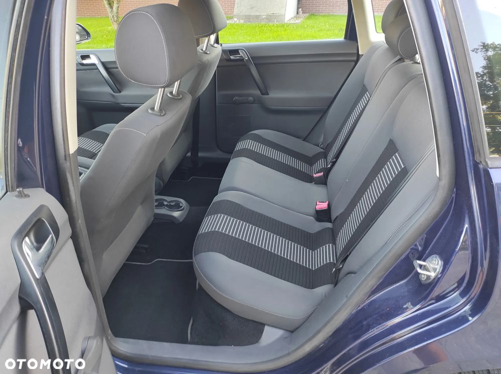 Volkswagen Polo - 13