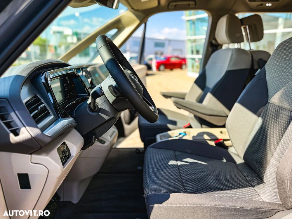 Volkswagen Multivan - 29