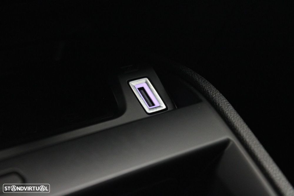 Citroën C4 X 1.2 PureTech Max EAT8 - 25