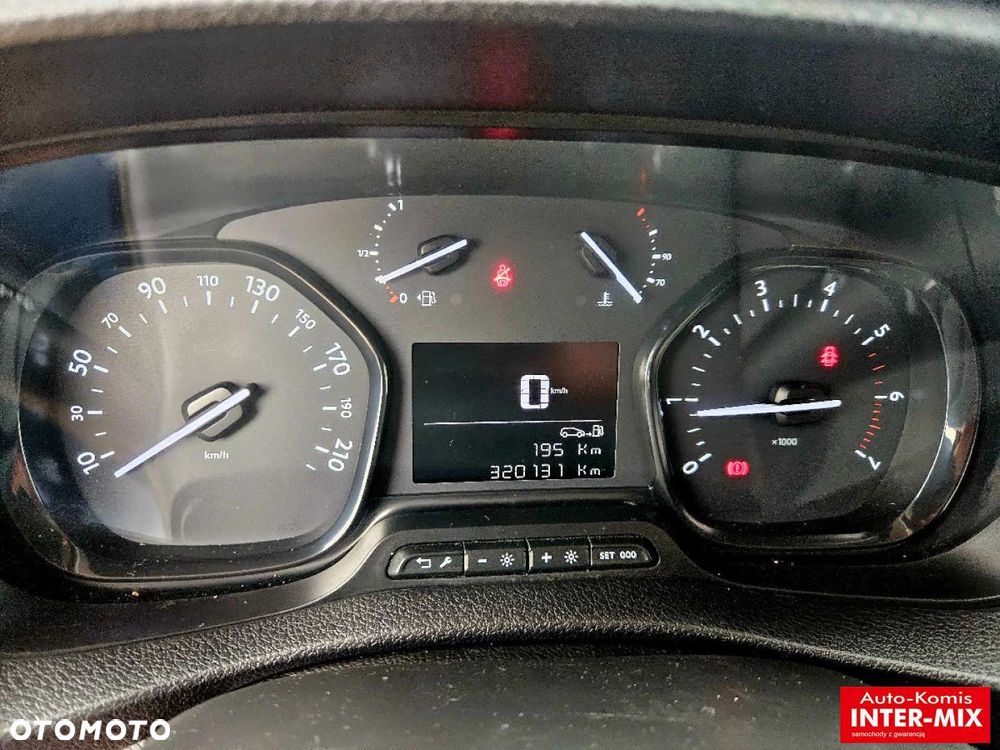 Opel Vivaro - 14