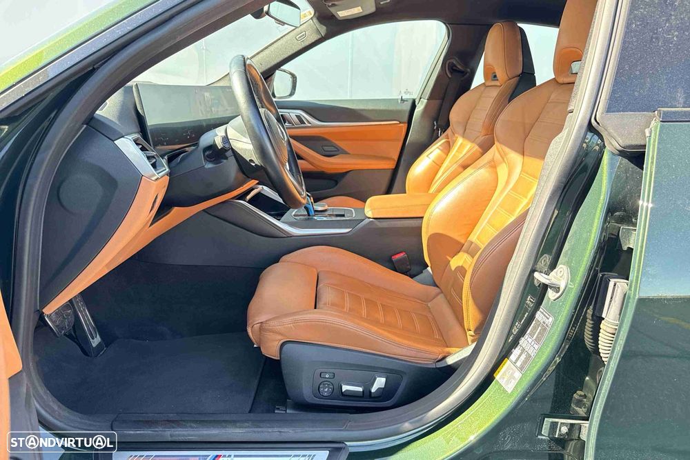 BMW i4 eDrive40 Desportiva M - 4
