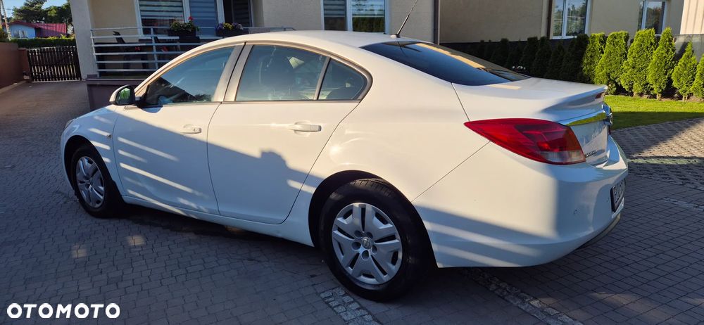 Opel Insignia 2.0 CDTI - 8