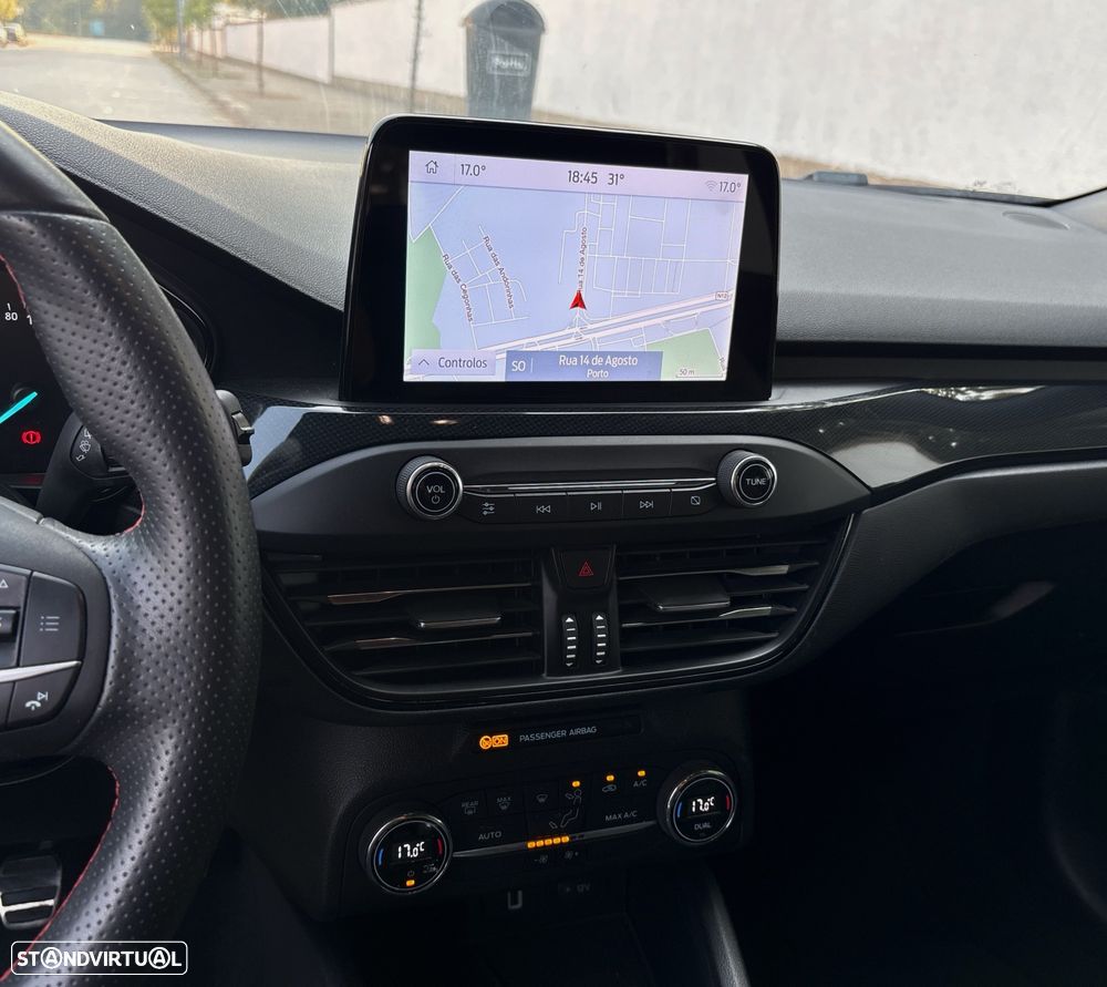 Ford Focus 1.0 EcoBoost MHEV ST-Line - 22
