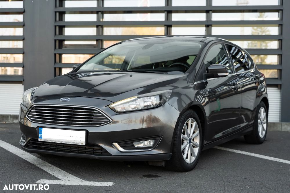 Ford Focus 2.0 TDCI Powershift Titanium - 2