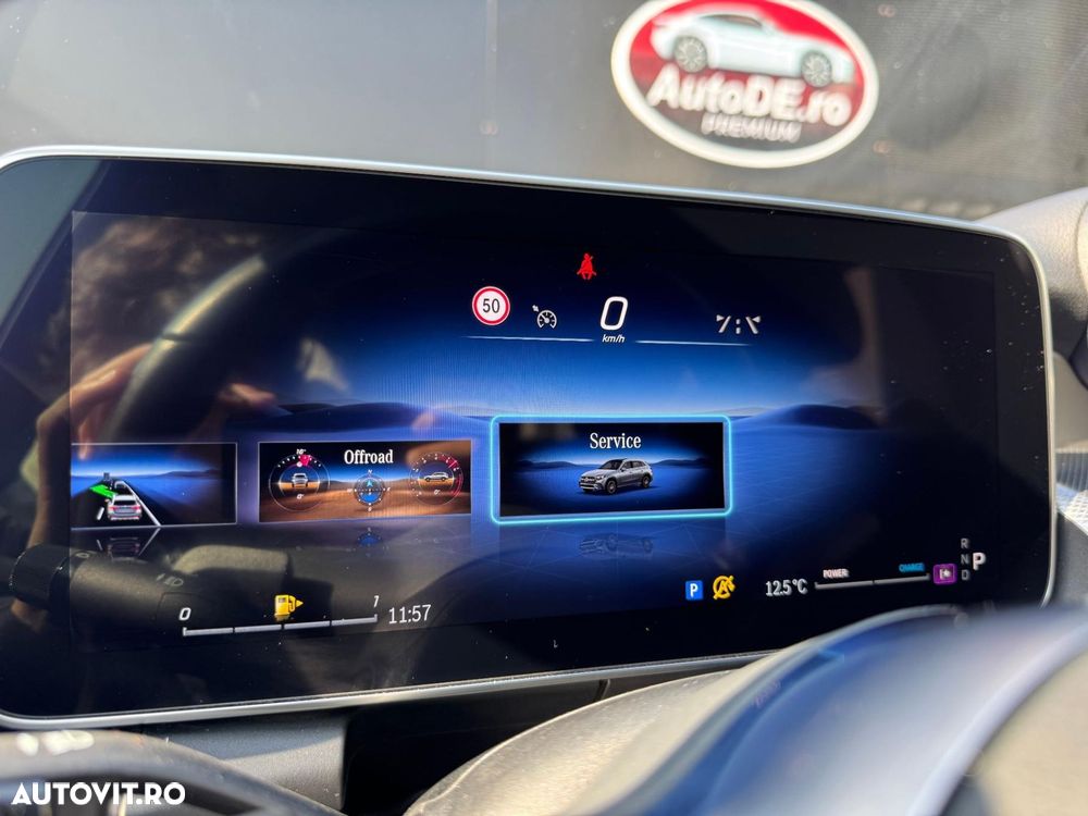 Mercedes-Benz GLC - 38