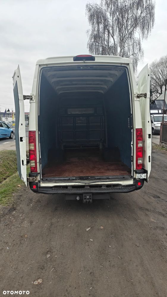 Iveco Daily  35C13 MAXI brygadówka 7 osób BLIŹNIAK KLIMA TEMPOMAT HAK - 8