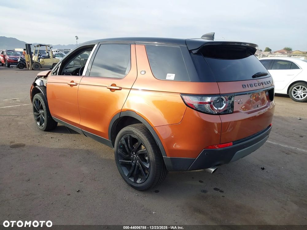 Land Rover Discovery Sport - 10
