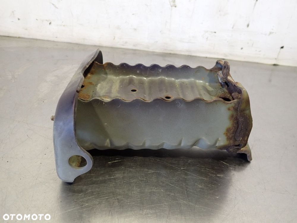 STREFA ZGNIOTU PRAWY PRZÓD TOYOTA URBAN CRUISER - 2