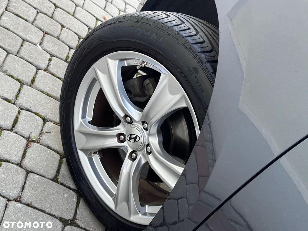 Hyundai ix35 - 14