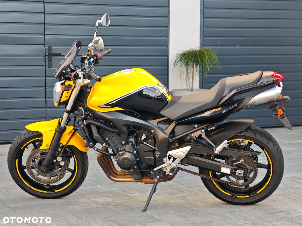 Yamaha FZ6 - 13