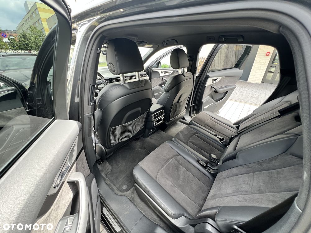 Audi Q7 50 TDI mHEV Quattro S Line Tiptr - 30