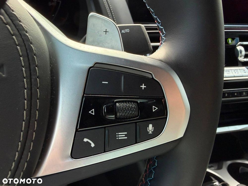 BMW Seria 8 M850i xDrive - 23