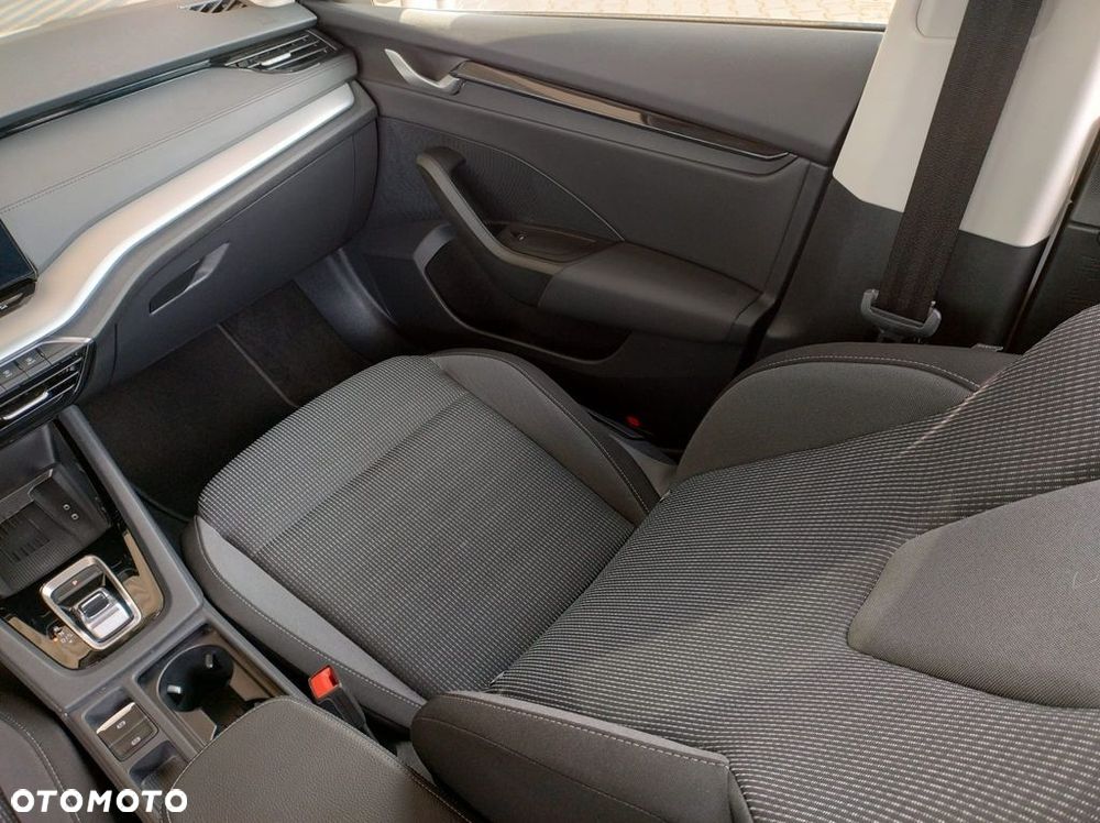 Skoda Octavia 1.5 TSI mHEV Selection DSG - 16