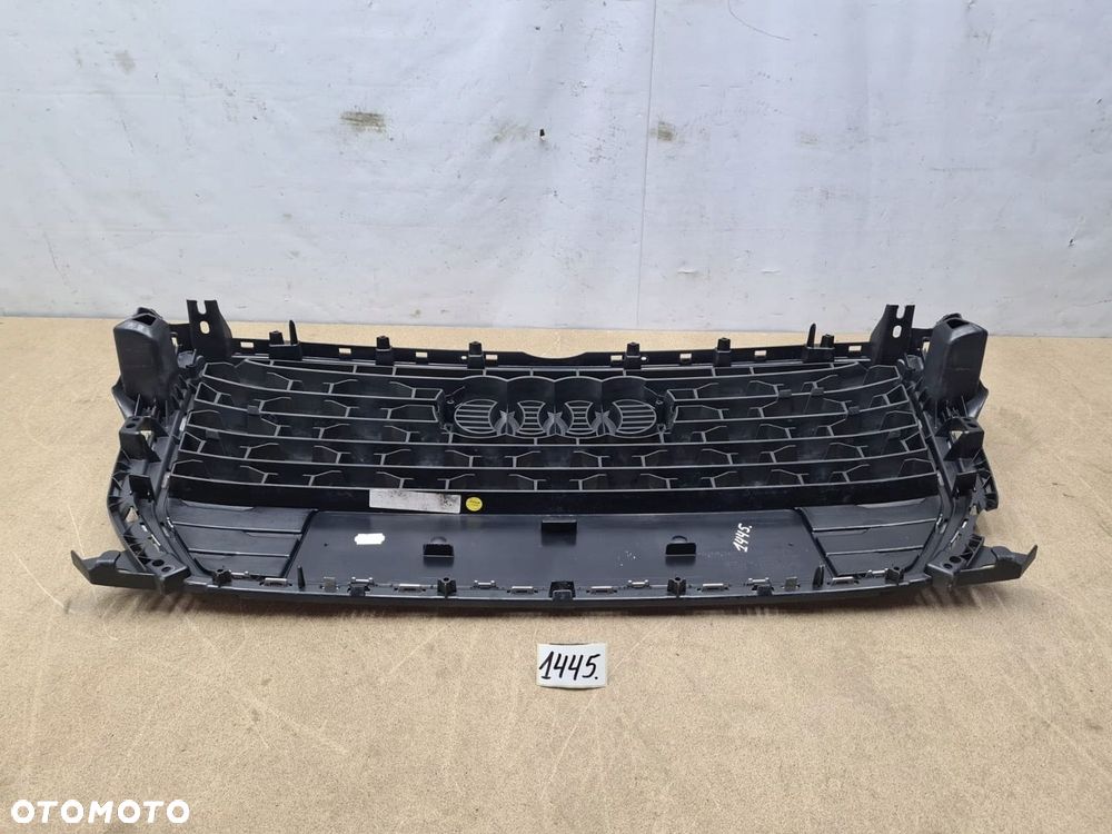 GRILL ATRAPA KRATKA PRZÓD AUDI Q2 81A853651 szary - 9