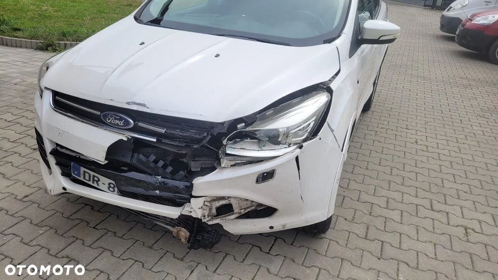 Ford Kuga 2.0 TDCi 2x4 ST-Line - 22