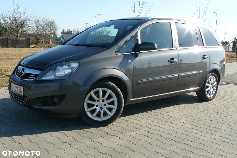 Opel Zafira - 3