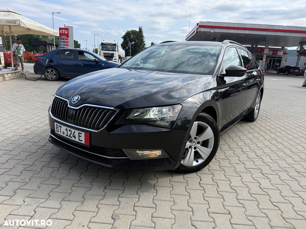 Skoda Superb 2.0 TDI DSG Premium Edition - 1