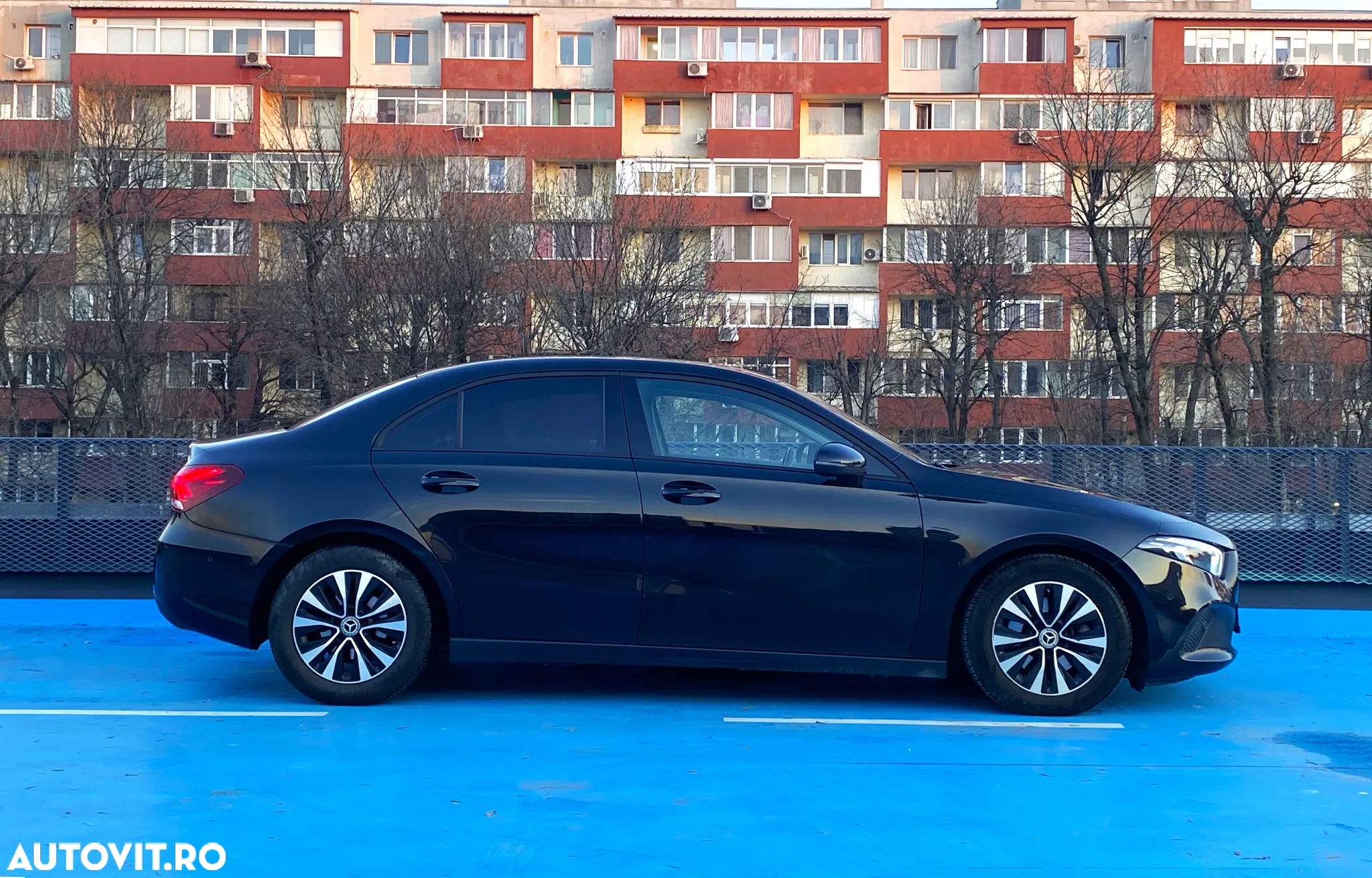 Mercedes-Benz A 180 7G-DCT - 3