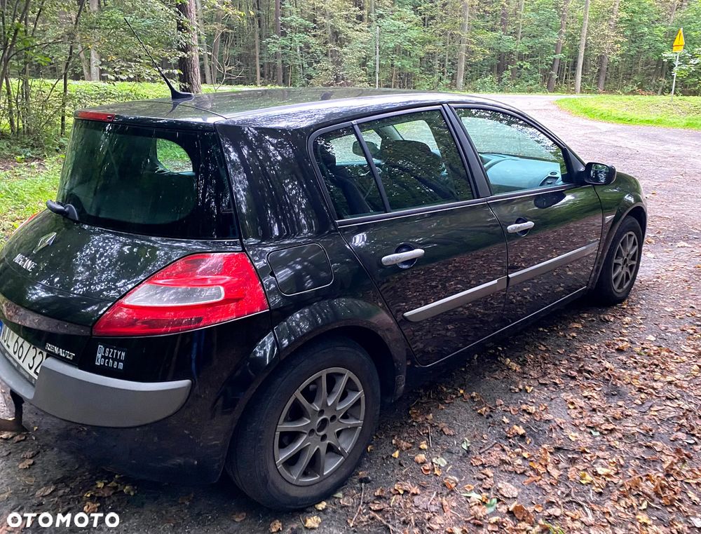 Renault Megane 1.6 Dynamique - 5