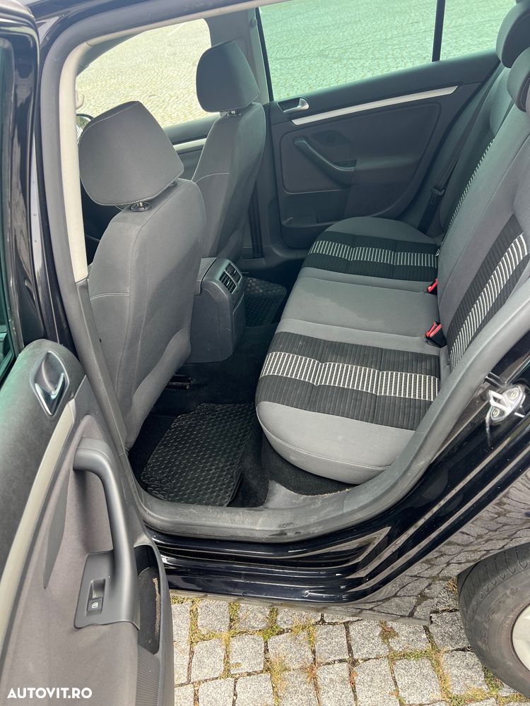 Volkswagen Golf 1.6 Comfortline - 14