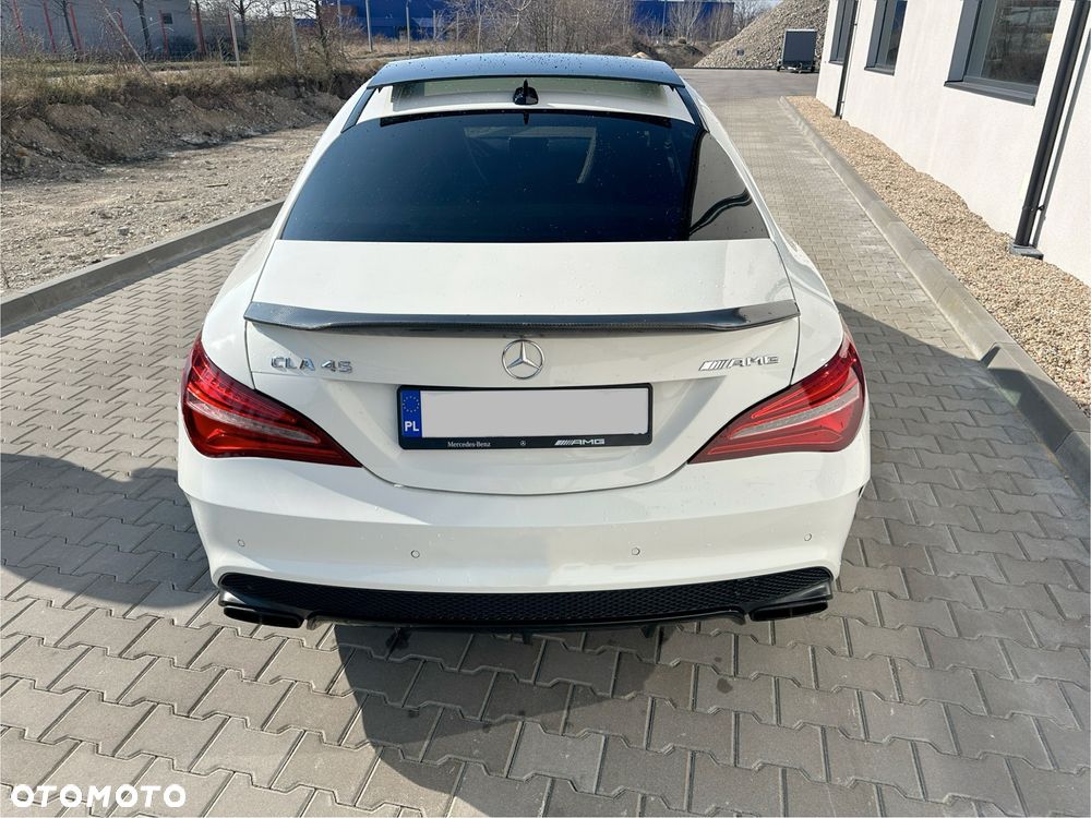 Mercedes-Benz CLA 45 AMG 4-Matic - 5