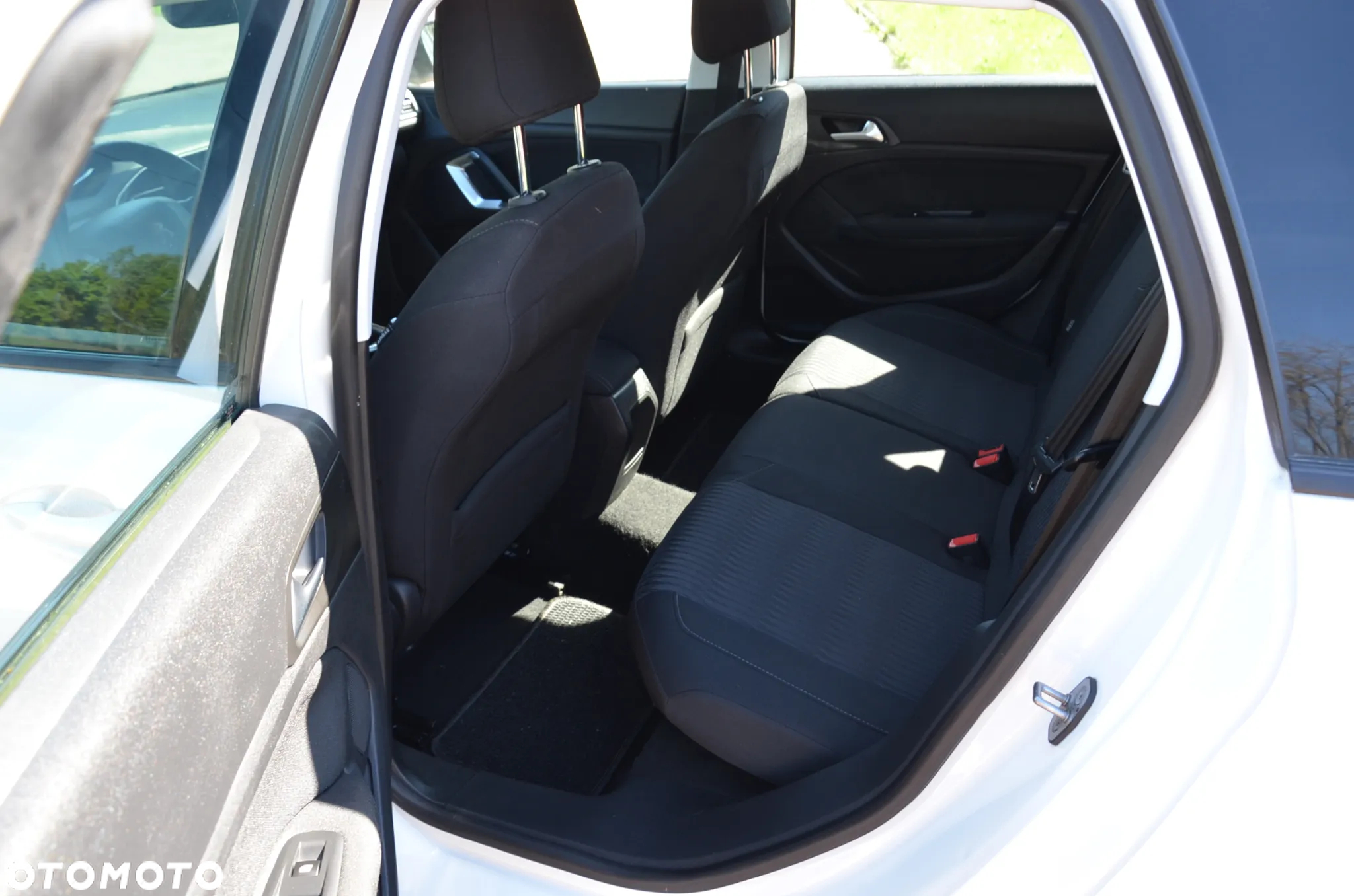 Peugeot 308 1.6 BlueHDi Active S&S - 18