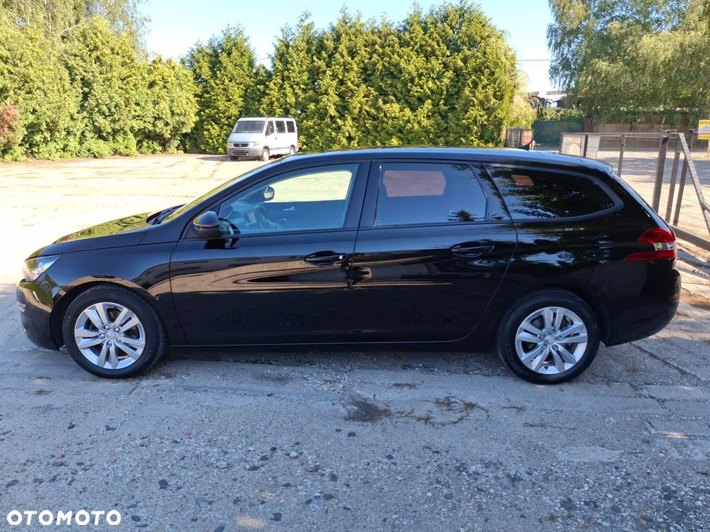 Peugeot 308 2016 photo 5