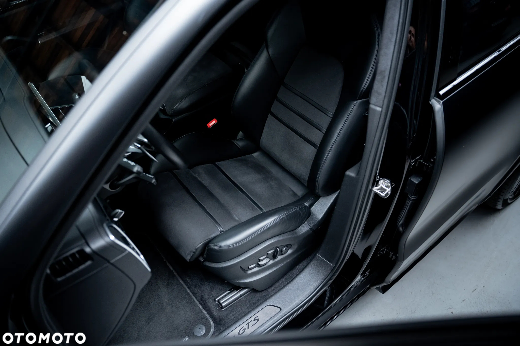 Porsche Cayenne Coupe GTS - 20