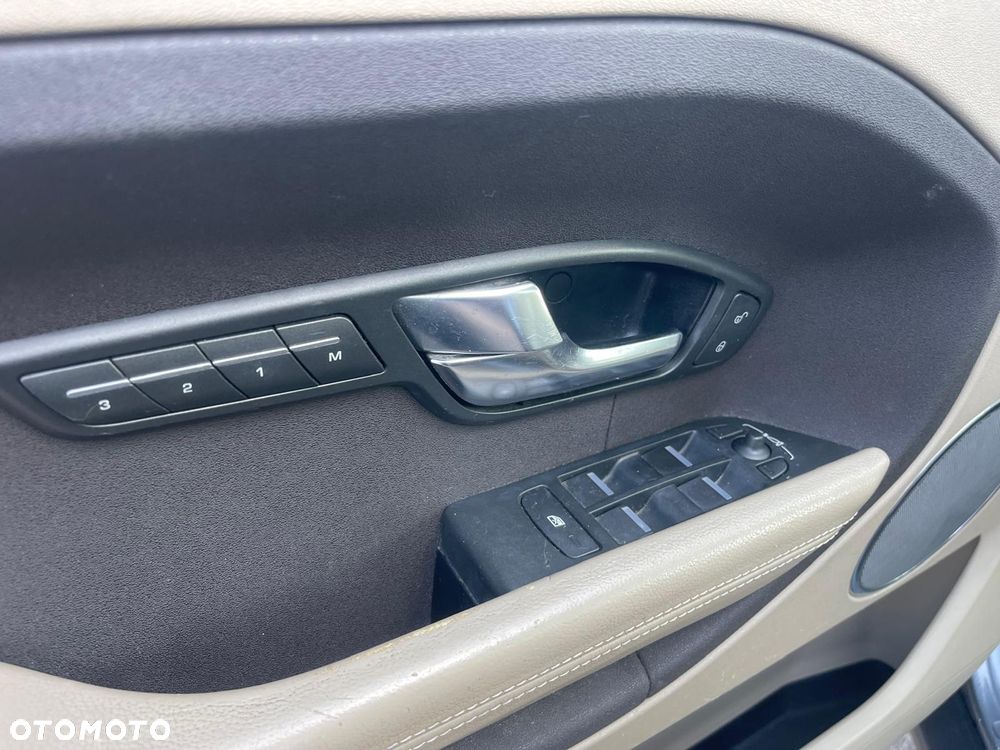 Land Rover Range Rover Evoque - 17