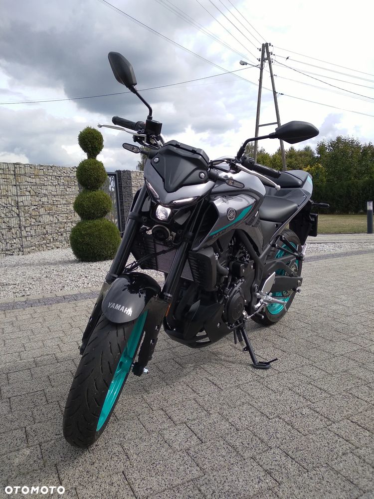 Yamaha MT - 2