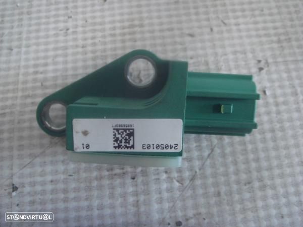 Sensor Airbag Tr. Volkswagen Passat (3C2) - 1