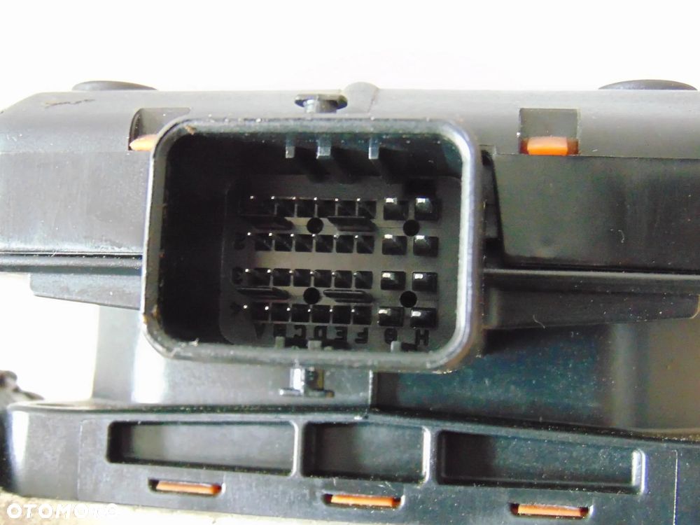Pompa kompresor zawieszenia 9643373280 9636713880 9636713880/B 9636713880 Citroen C5 I II 01-08r - 16