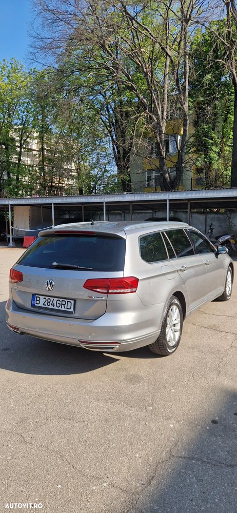 Volkswagen Passat - 5