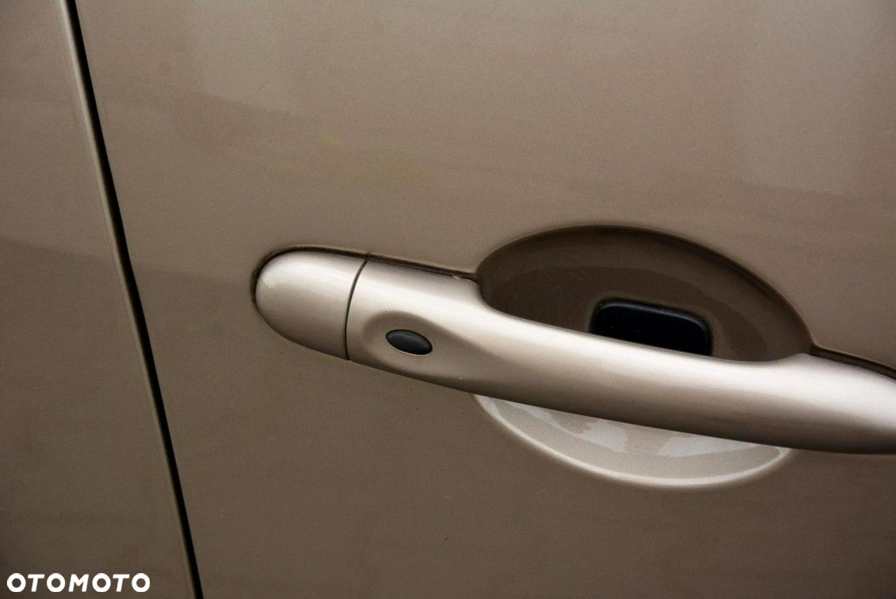 Renault Scenic - 38