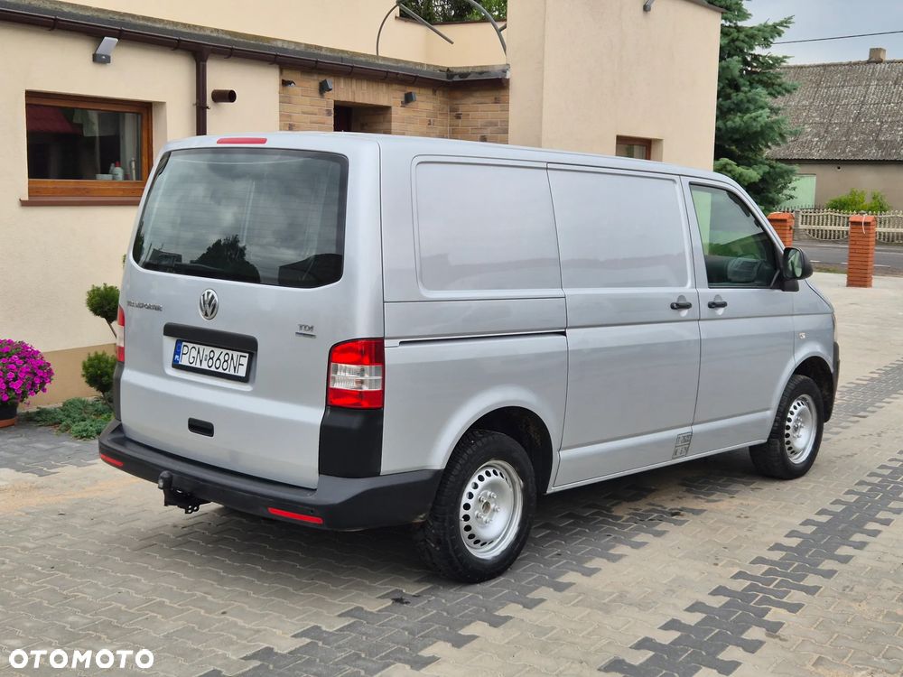 Volkswagen T5 Transporter - 17