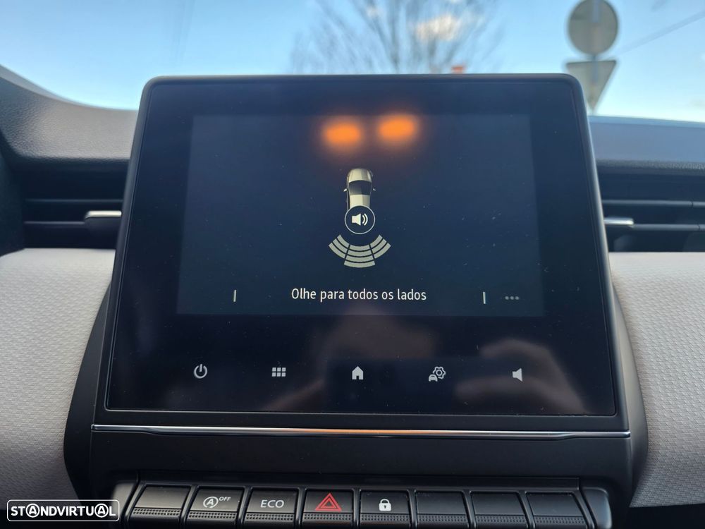 Renault Clio 1.5 Blue dCi Evolution - 11