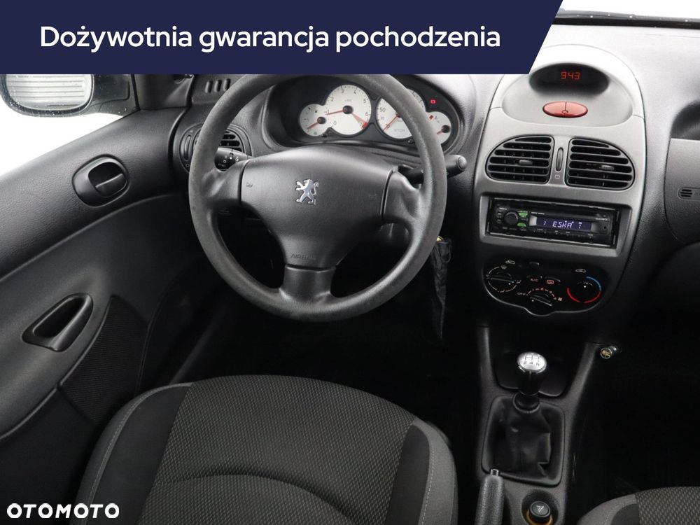Peugeot 206 - 9