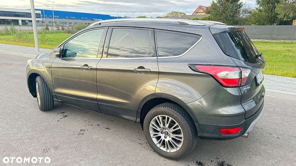 Ford Kuga - 10