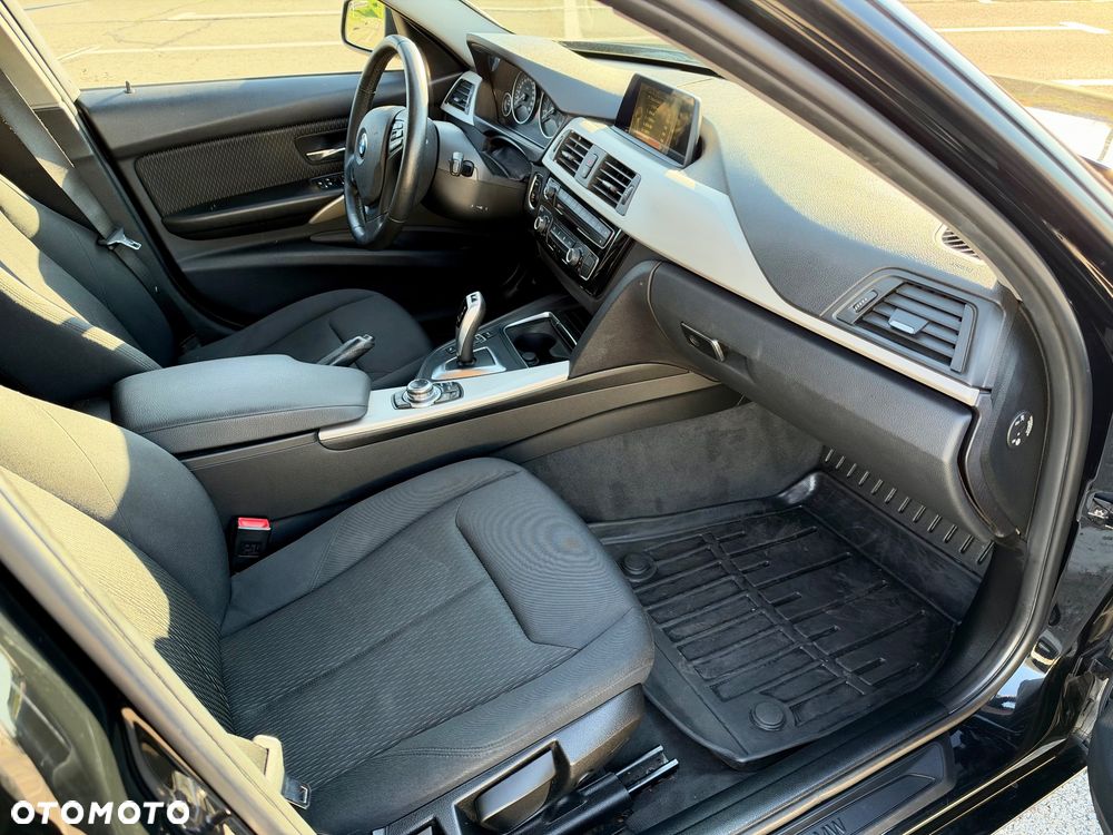 BMW Seria 3 318d Advantage - 20