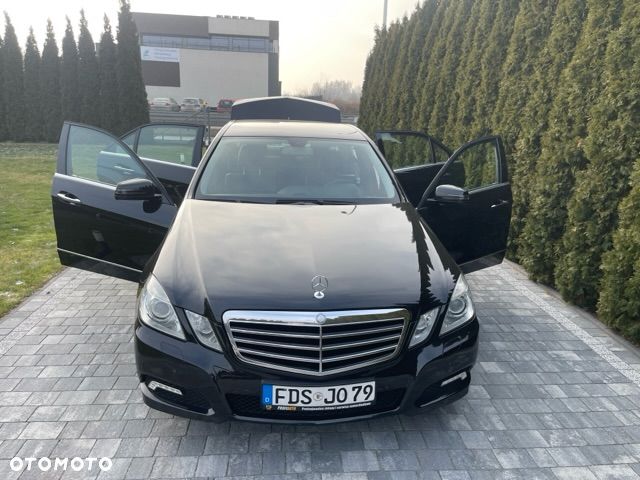 Mercedes-Benz Klasa E 250 CDI DPF BlueEFFICIENCY Automatik - 9