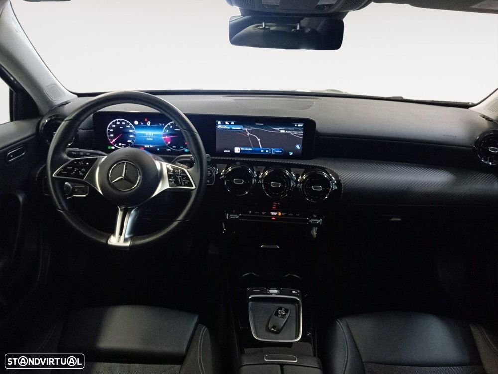 Mercedes-Benz A 200 Standard - 10