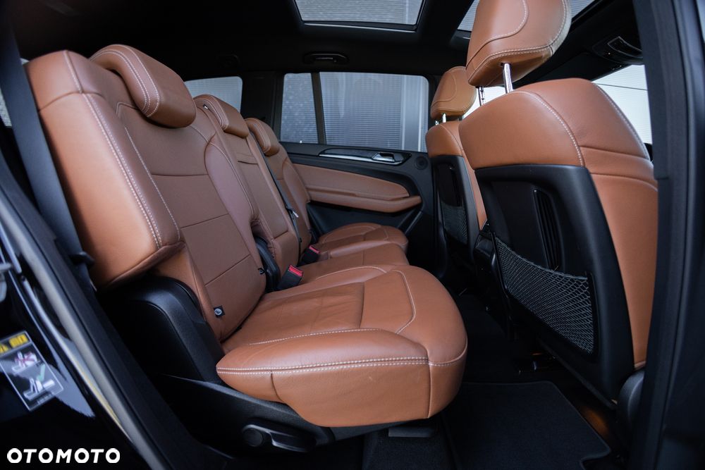 Mercedes-Benz GLS 350 d 4-Matic - 29