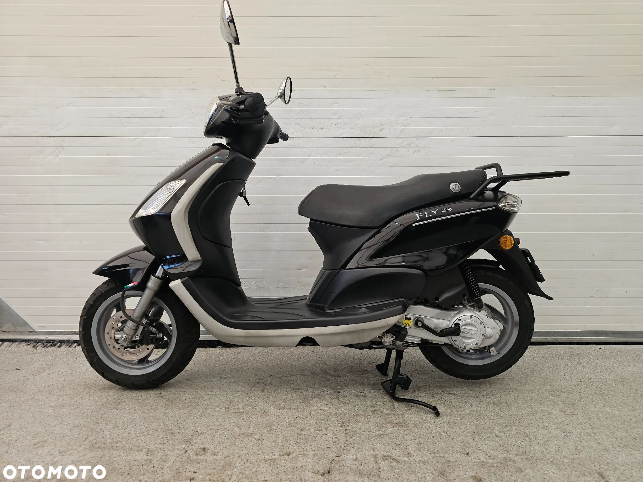 Piaggio FLY - 1