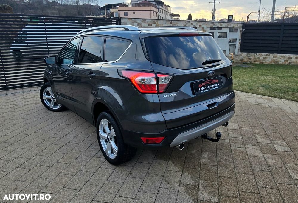 Ford Kuga 2.0 TDCi 4x4 Aut. Titanium - 3
