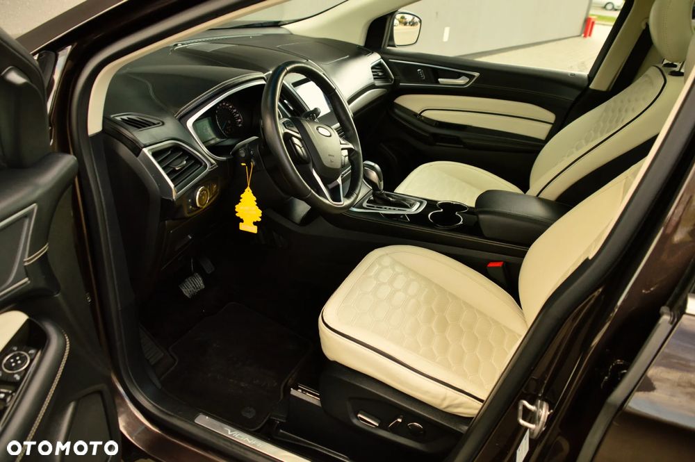 Ford Edge - 2