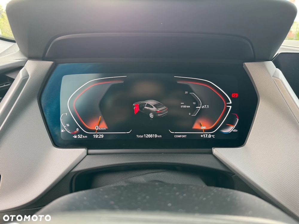 BMW Seria 2 218i Advantage - 13