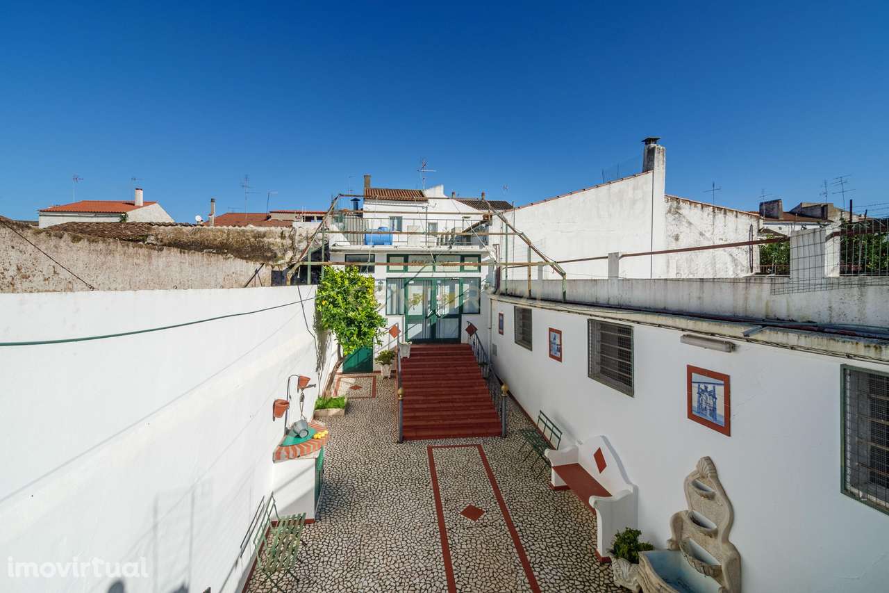 T2 com Terraço na histórica cidade de Vila Viçosa e Oportunidade de Ne - Grande imagem: 2/60