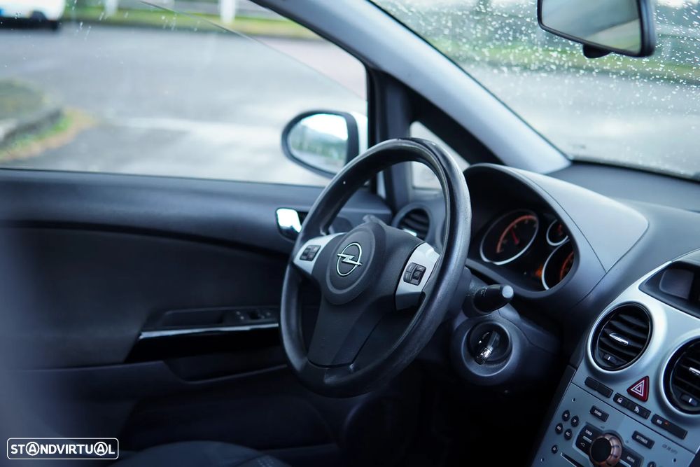 Opel Corsa 1.3 CDTI Enjoy EcoFLEX - 8